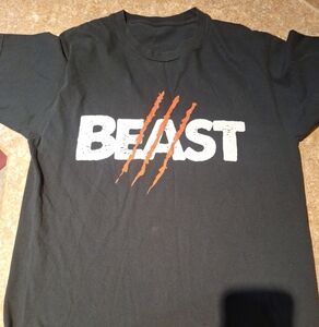Black 'BEAST' Graphic T-Shirt